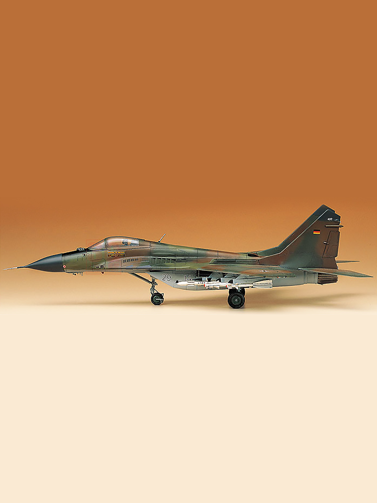 Academy Assembly Aircraft Mode - Model Kit Academy ulasan dan harga